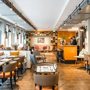 Henri Downtown Hotell